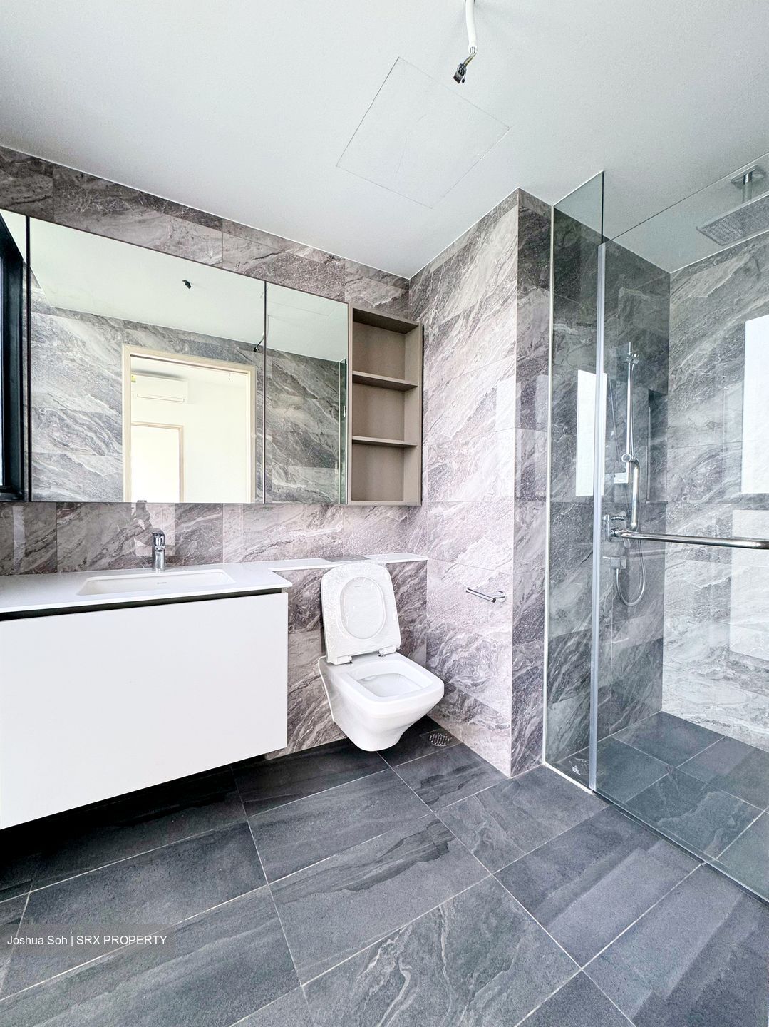 Sengkang Grand Residences (D19), Apartment #576842201
